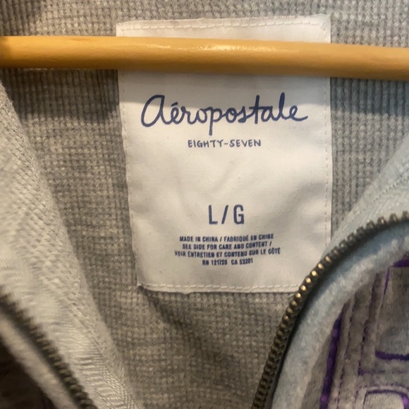 💥3/$20💥 Aeropostale gray zip up hoodie size large - Picture 7 of 13